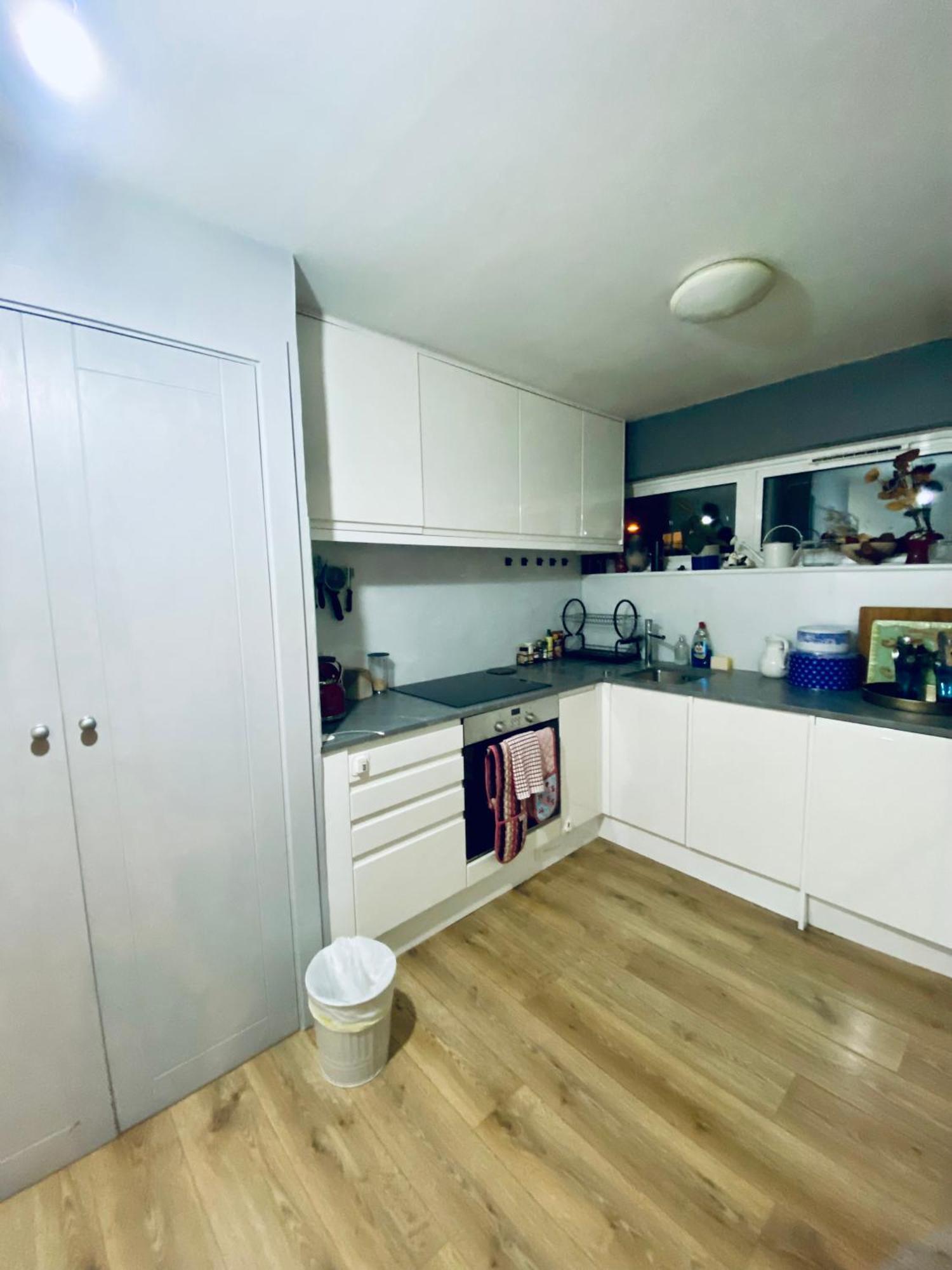 Kennington Flat * London